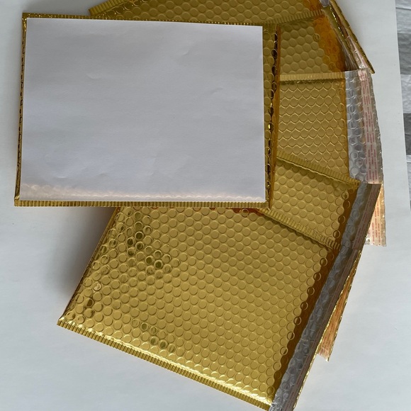 Gold Bubble Enveloppes 8x11’’ - Picture 5 of 5